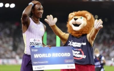 Alison dos Santos faz história e quebra recorde mundial nos 400m